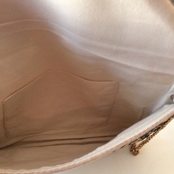 Francesca’s Beaded black yellow and white purse - Picture 4 of 5